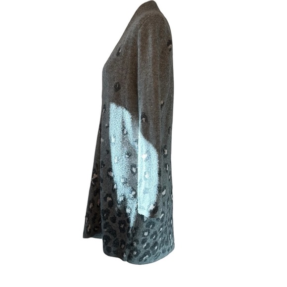 Chico gray and white cheetah metallic print cardigan sweater - Picture 7 of 14